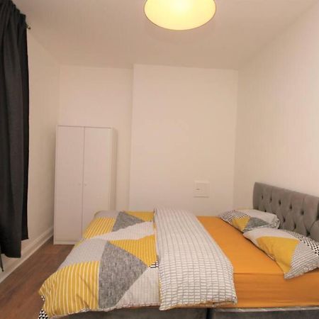 Ideal 2 Bed Flat Close To City Appartement Londen Buitenkant foto
